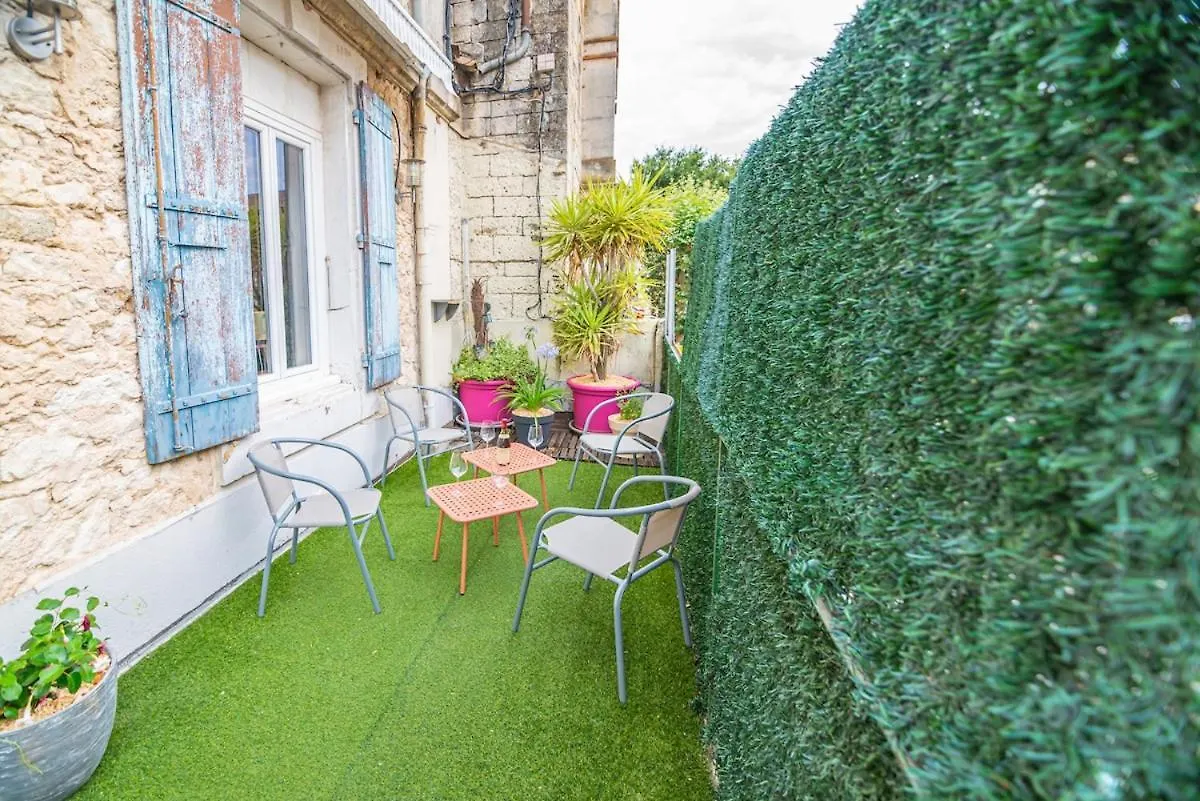 Standing Apartment With Terrace For 6 People - Le Mazagran - Appartement 2 Saint-Paul-Trois-Châteaux